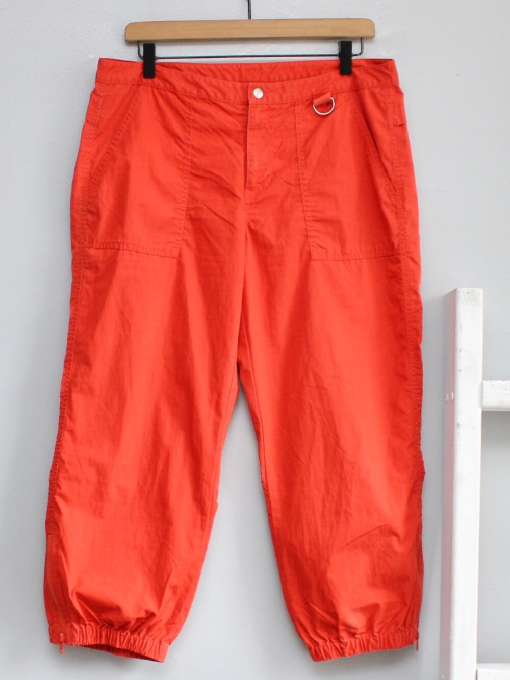 Women’s Coral Cropped Utility Pants